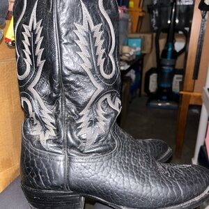 MENS BOOTS